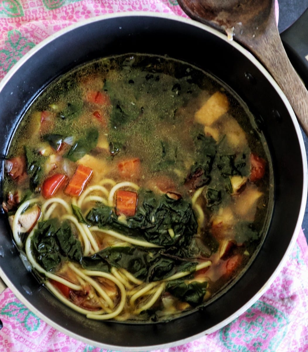 7e26f chicken lettuce soup