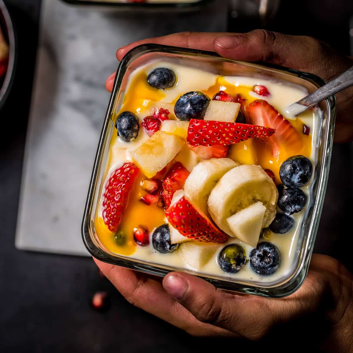 Custard with fruit