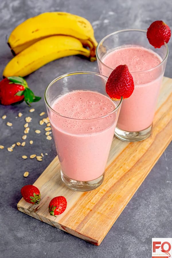 Banana Oat Strawberry Smoothie FQ 6 5541