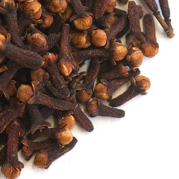Nelken ganz Gewuerzland com 2 Cloves