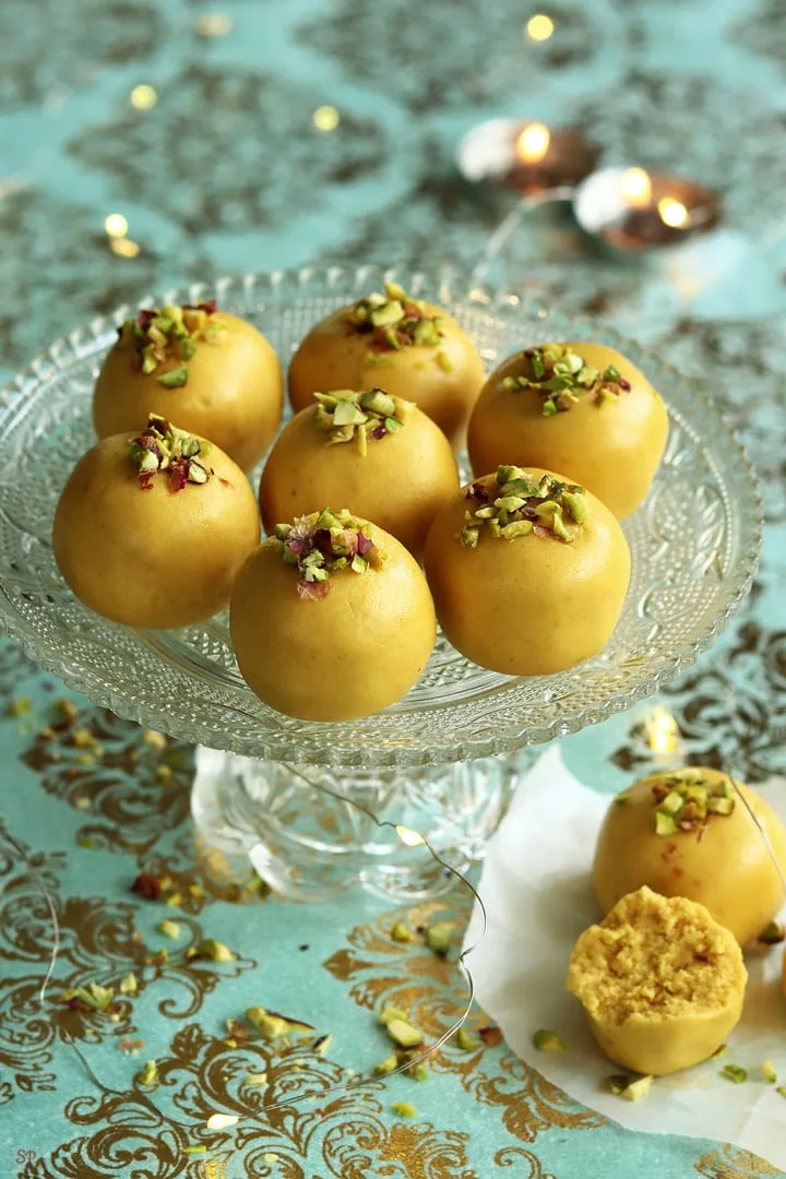 besan ladoo jpg