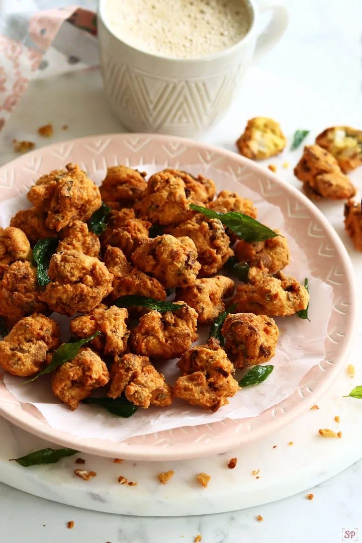 cashew pakoda jpg