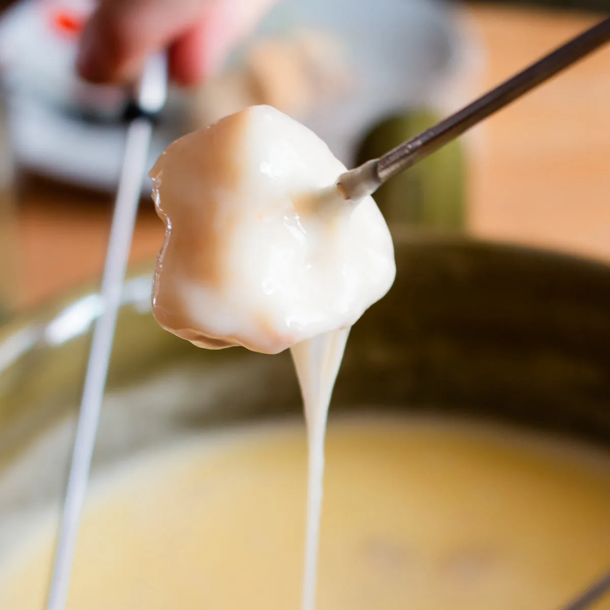 Swiss Cheese Fondue gog jpg