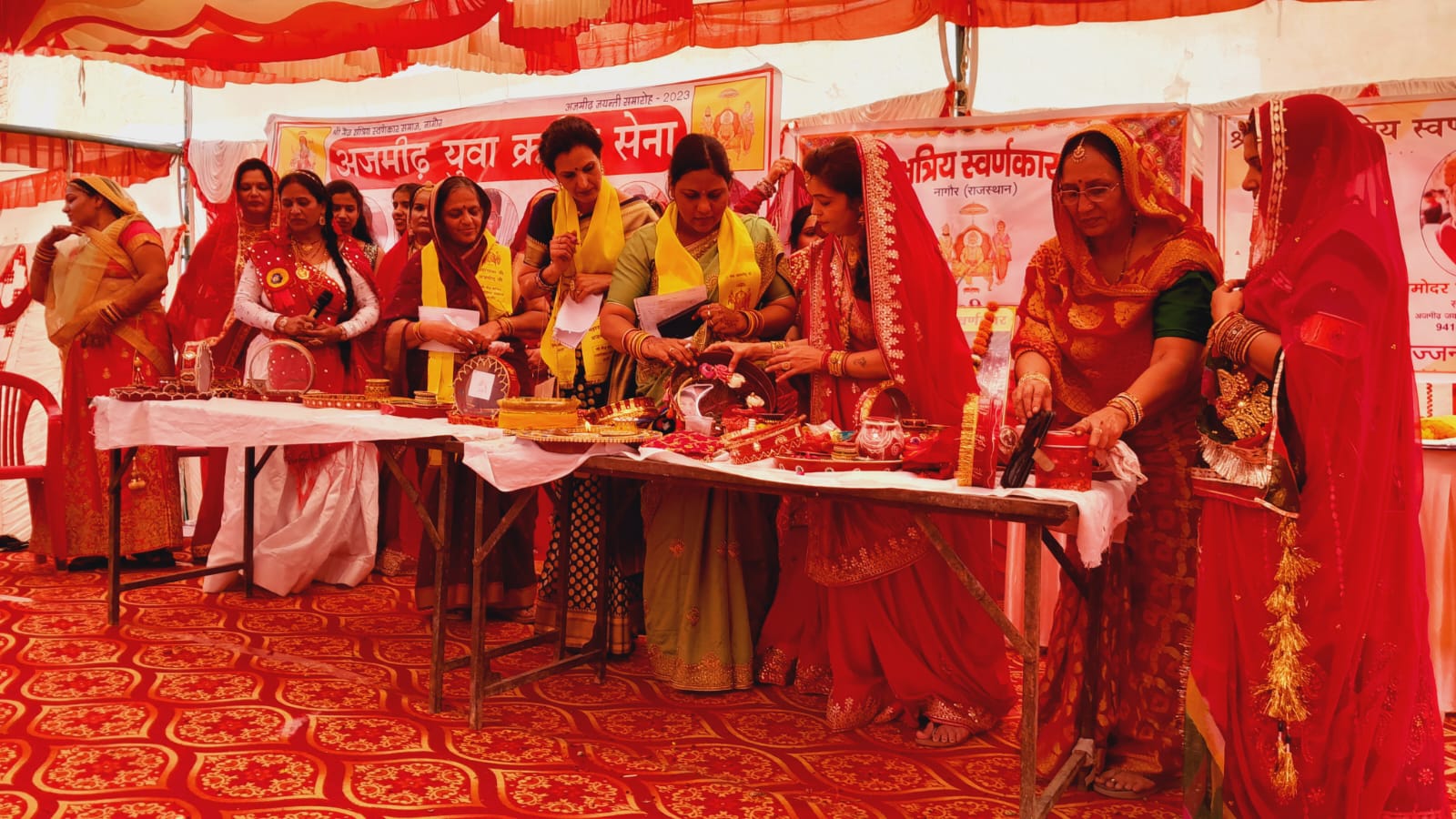 KCT NEWS – Women performed a spectacular dance with decorated plates of Karva Chauth | करवा चौथ की सजी थालियों के साथ महिलाओं ने किया शानदार नृत्य – New Update