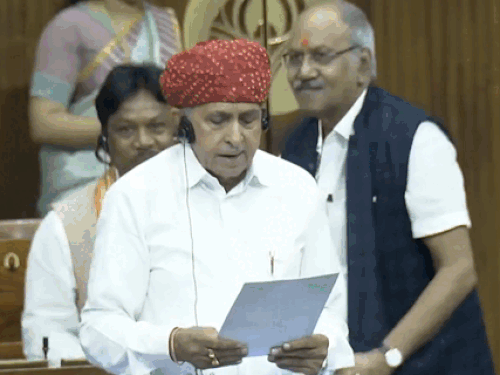 whatsappvideo2025 07 31at100623bd6ec352 ezgifcom r 1753937113.gif