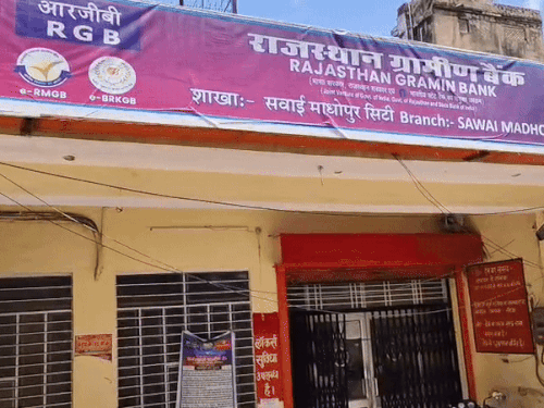 1001437999 1755683293.gif