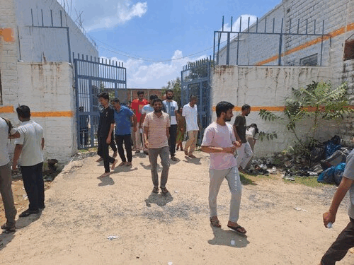 2 001 1755425434.gif