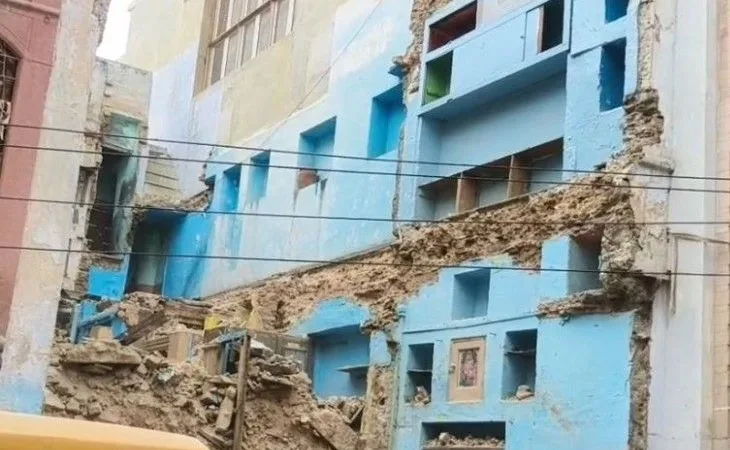 2 aug 25 jarjar house 1754114267.jpeg