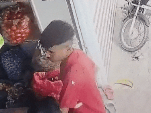 ezgif 2e9fdda4c1c7e3 1755424140.gif