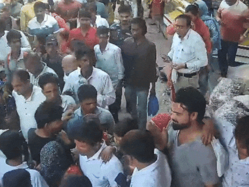 ezgif 49b4ea67894485 1754300679.gif