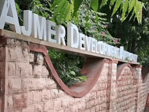 whatsappvideo2025 06 14at71919am ezgifcom resize17 1754103510.gif