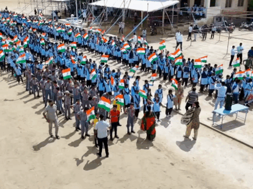 whatsappvideo2025 08 12at14060828bd9684 ezgifcom r 1754991254.gif