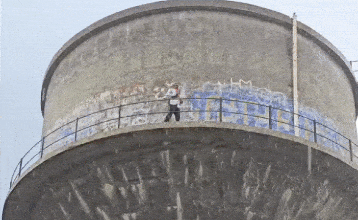 whatsappvideo2025 08 16at4 1755343868499 1755343882.gif