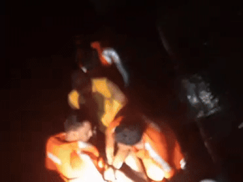 whatsappvideo2025 08 21at115256pm ezgifcom resize 1755830060.gif