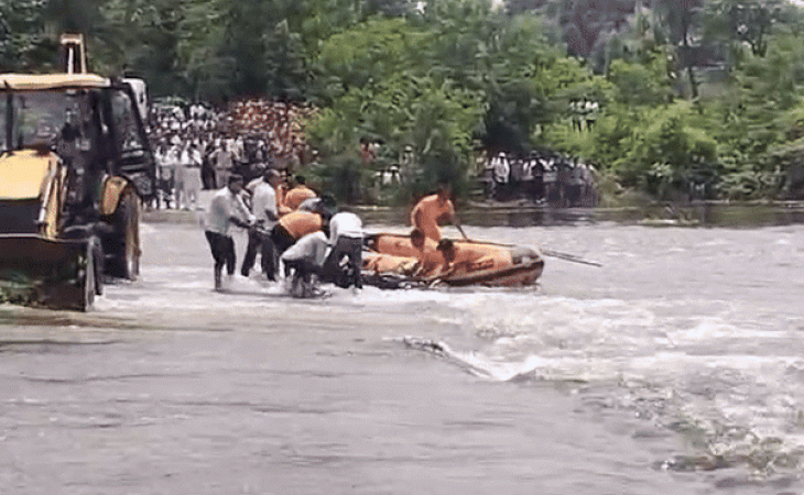 whatsappvideo2025 08 28at15464256a0bcfc ezgifcom r 1756380335.gif