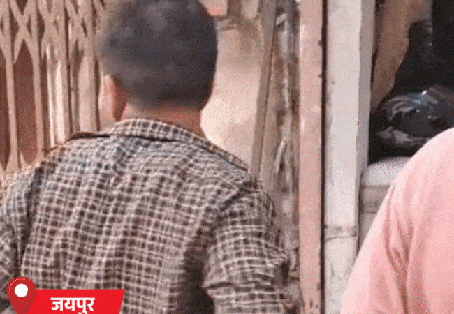 cover 578 1758433977.gif