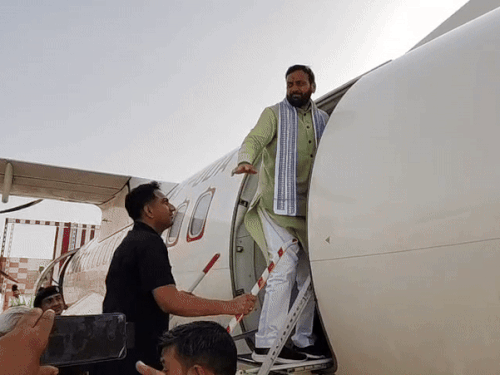 ezgif 5dd6d90730863f1749479341 1 1757595819.gif