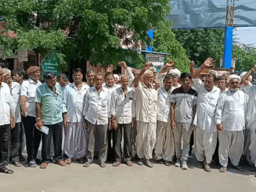 whatsappvideo2025 09 02at162342141a76be ezgifcom r 1756810593.gif