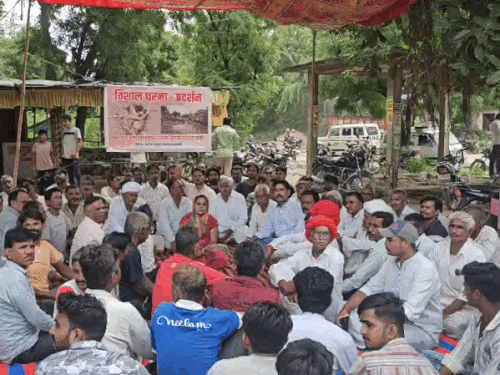 whatsappvideo2025 09 09at16371657340e57 ezgifcom r 1757423793.gif