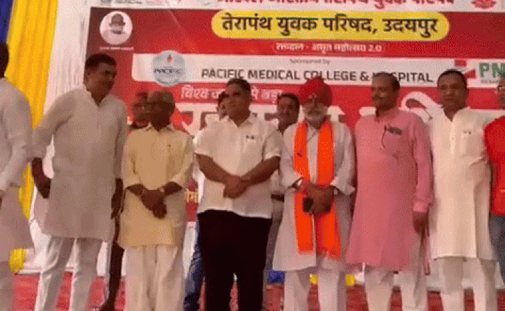 whatsappvideo2025 09 17at200032771d3280 ezgifcom r 1758124341.gif