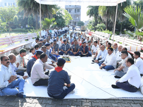 1001689726 1759392094.gif