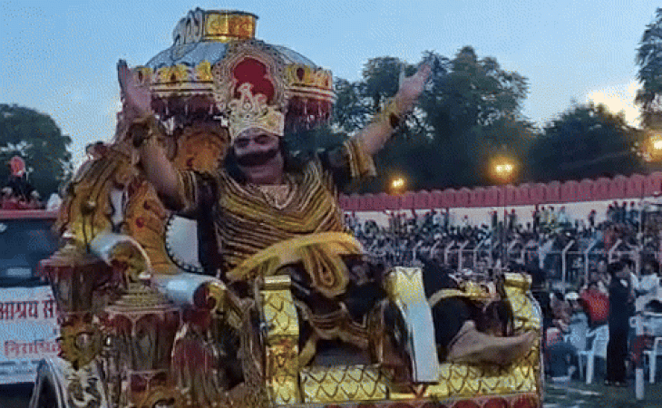 whatsappvideo2025 10 02at63212pm ezgifcom resize 1759410908.gif