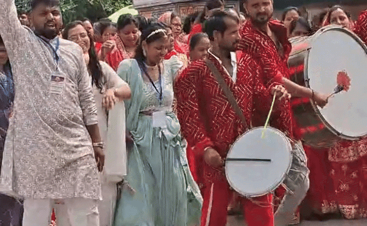 whatsappvideo2025 10 05at25214pm ezgifcom resize 1759656284.gif